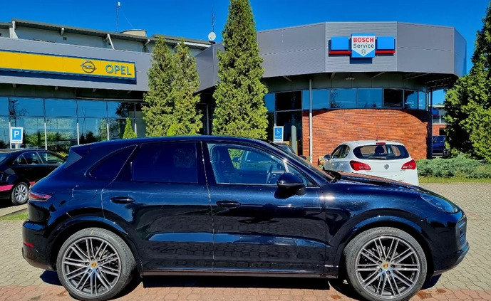 Porsche Cayenne cena 319000 przebieg: 99900, rok produkcji 2020 z Kalety małe 596